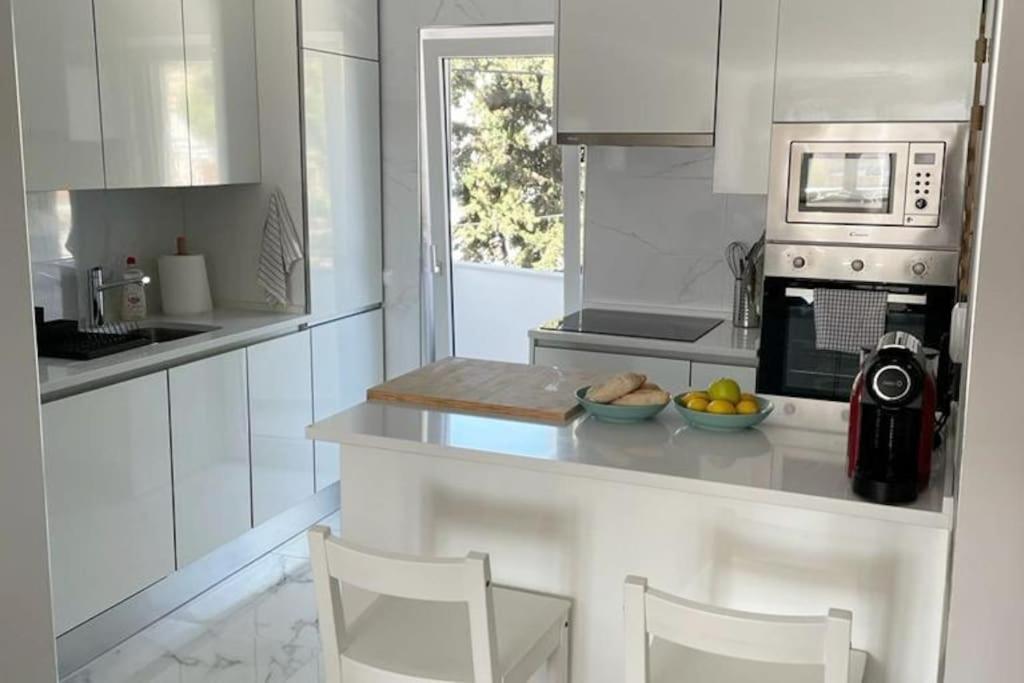 *Sea View* New 3 Bedroom Apt With Free Parking Sesimbra Esterno foto
