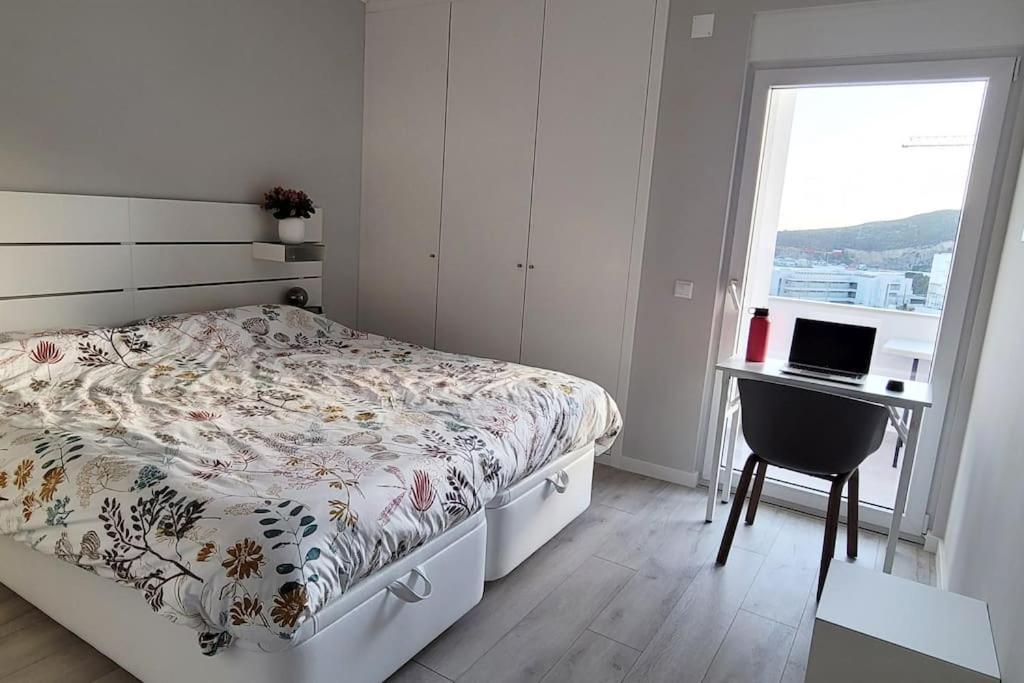 *Sea View* New 3 Bedroom Apt With Free Parking Sesimbra Esterno foto